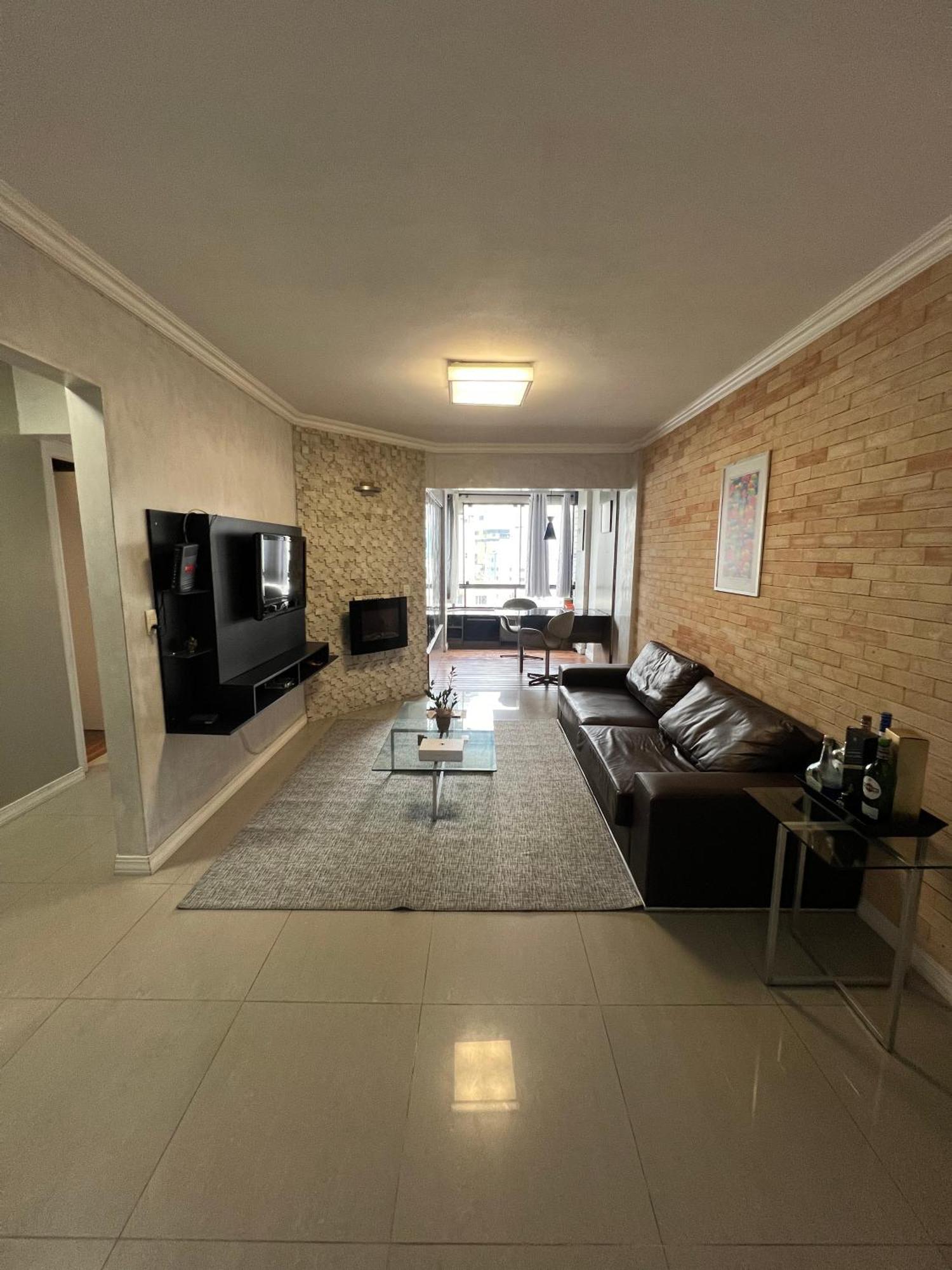 Apartamento Bem Localizado 1 Quadra Do Mar - Cento De